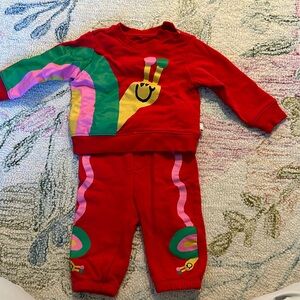 Pre loved stella Mcartney set fits to 12 months up!